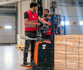 Mannen bij heftruck - Crossdocking - Jan Krediet